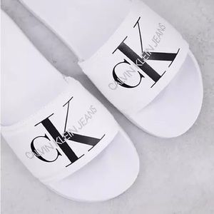 NWT Calvin Klein Viggo Slides Mens Womens Slides Sandals